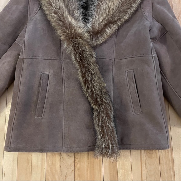 Vintage 1970s Luxurious Lanvin Deep Taupe Fur Collar Suede Coat - Size 14 - Picture 4 of 16